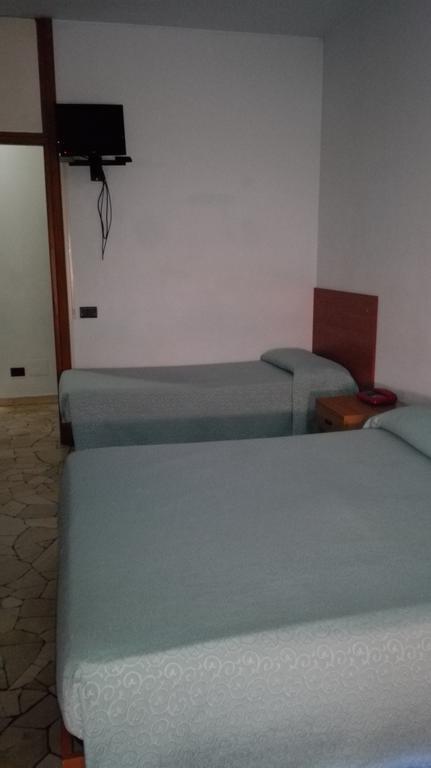 Hotel Mira Varese Phòng bức ảnh